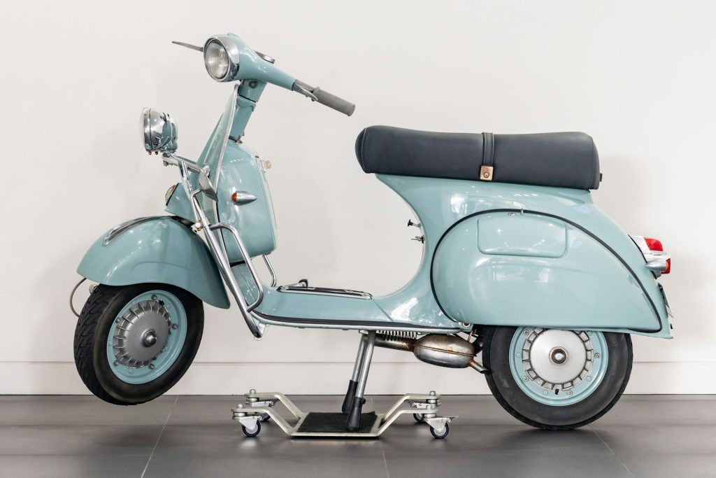 1960 Vespa VBB1 – Restomod by Gasoline Motor Co.