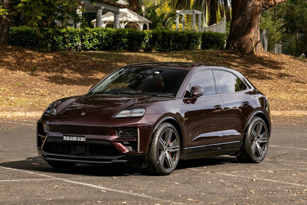 2025 Porsche Macan Turbo Electric